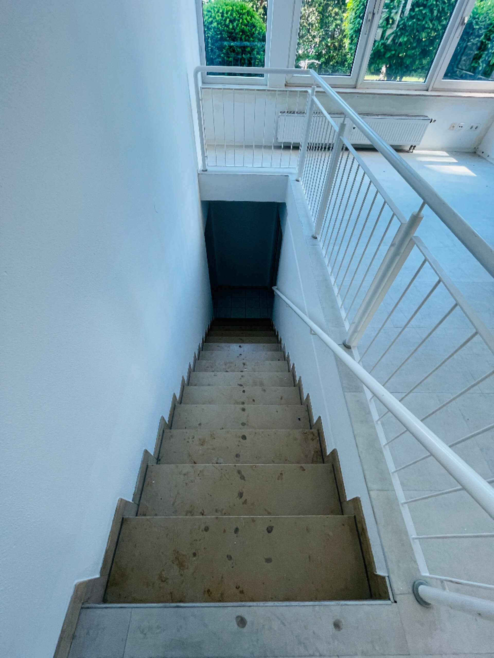 Treppenabgang zum Untergeschoss | © Dawonia