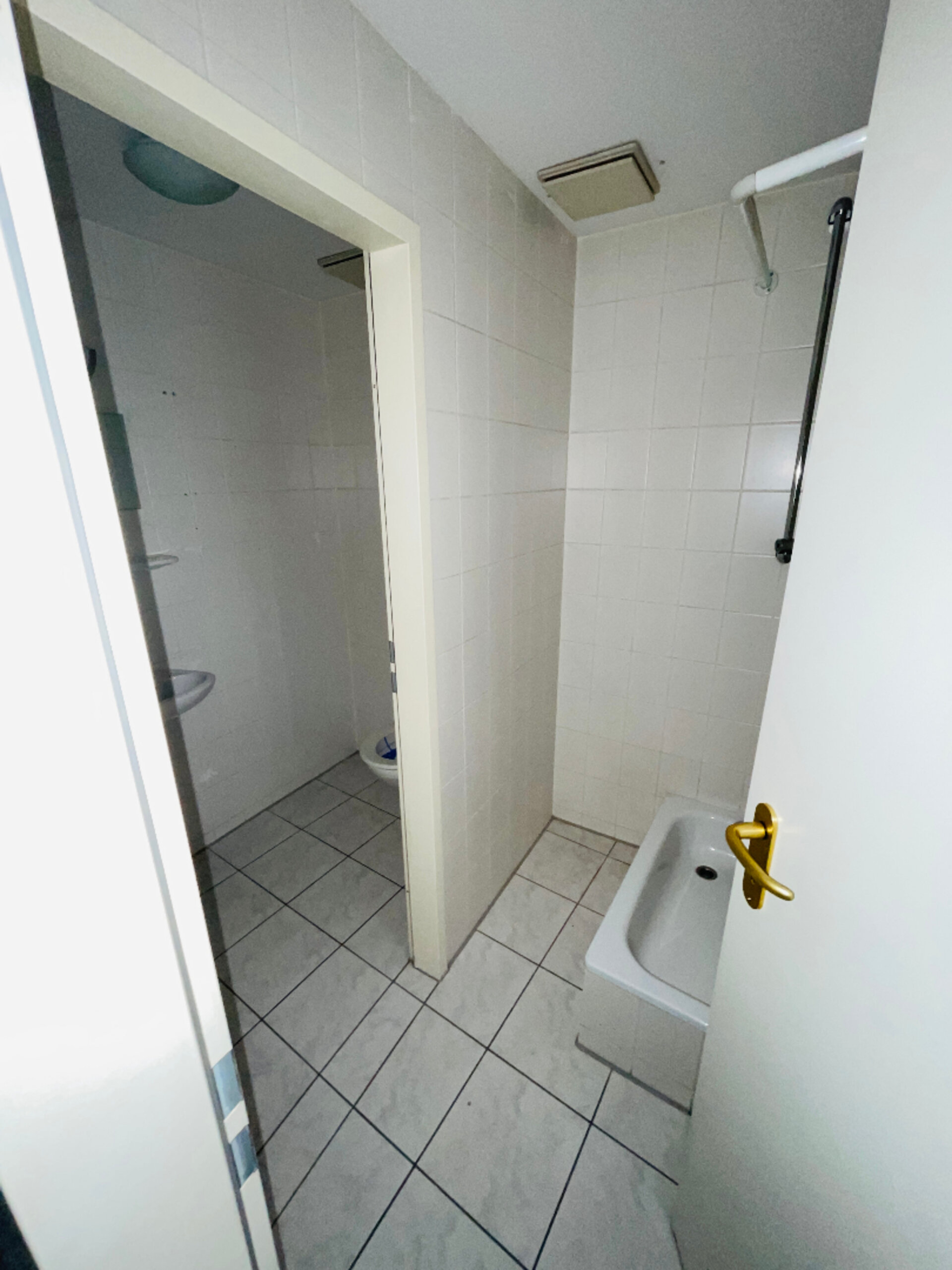 Untergeschoss - Bereich rechter Hand - Sanitärbereich + Dusche | © Dawonia