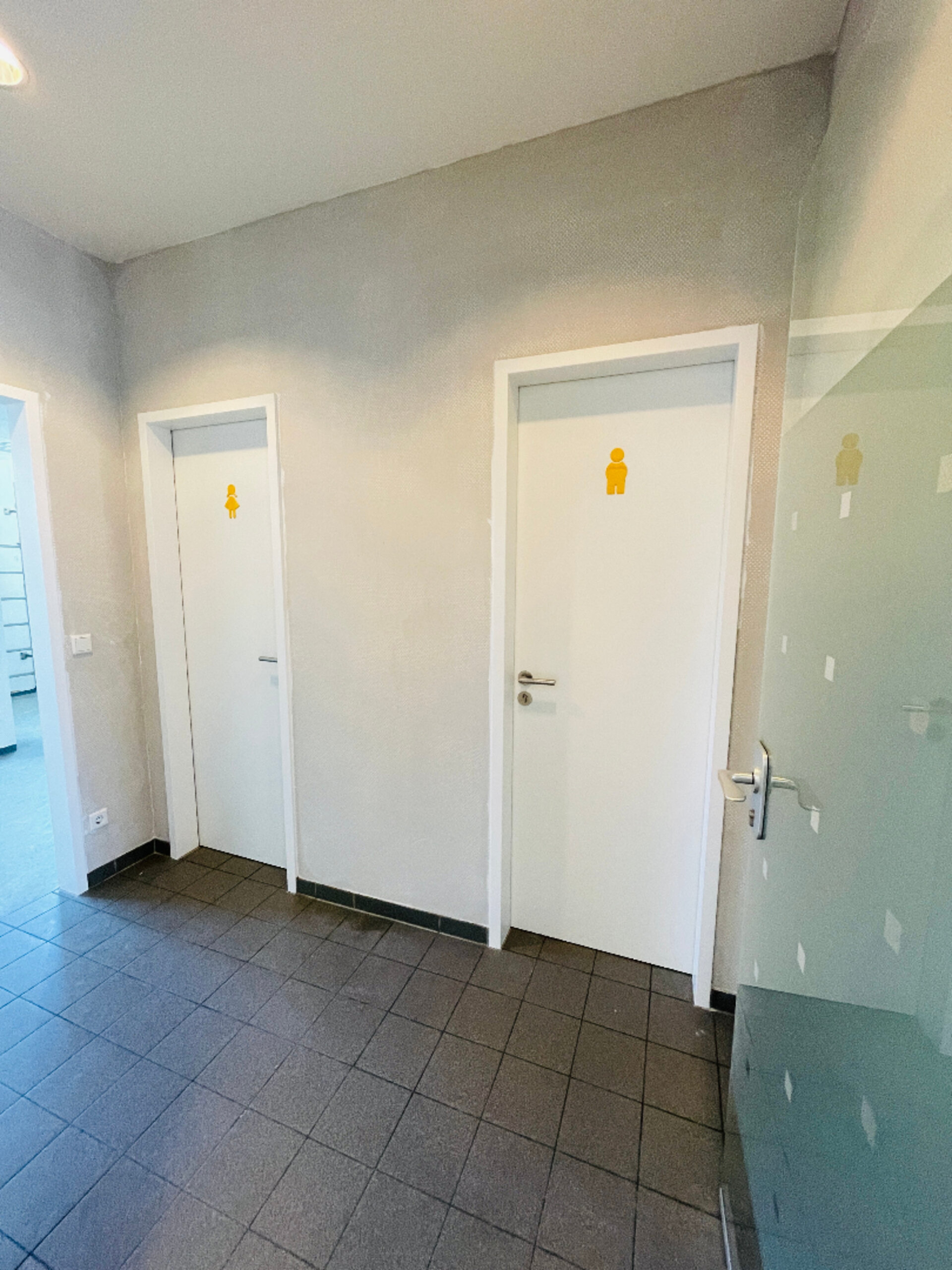 Durchgang zum Sanitär- und Küchenbereich | © Dawonia