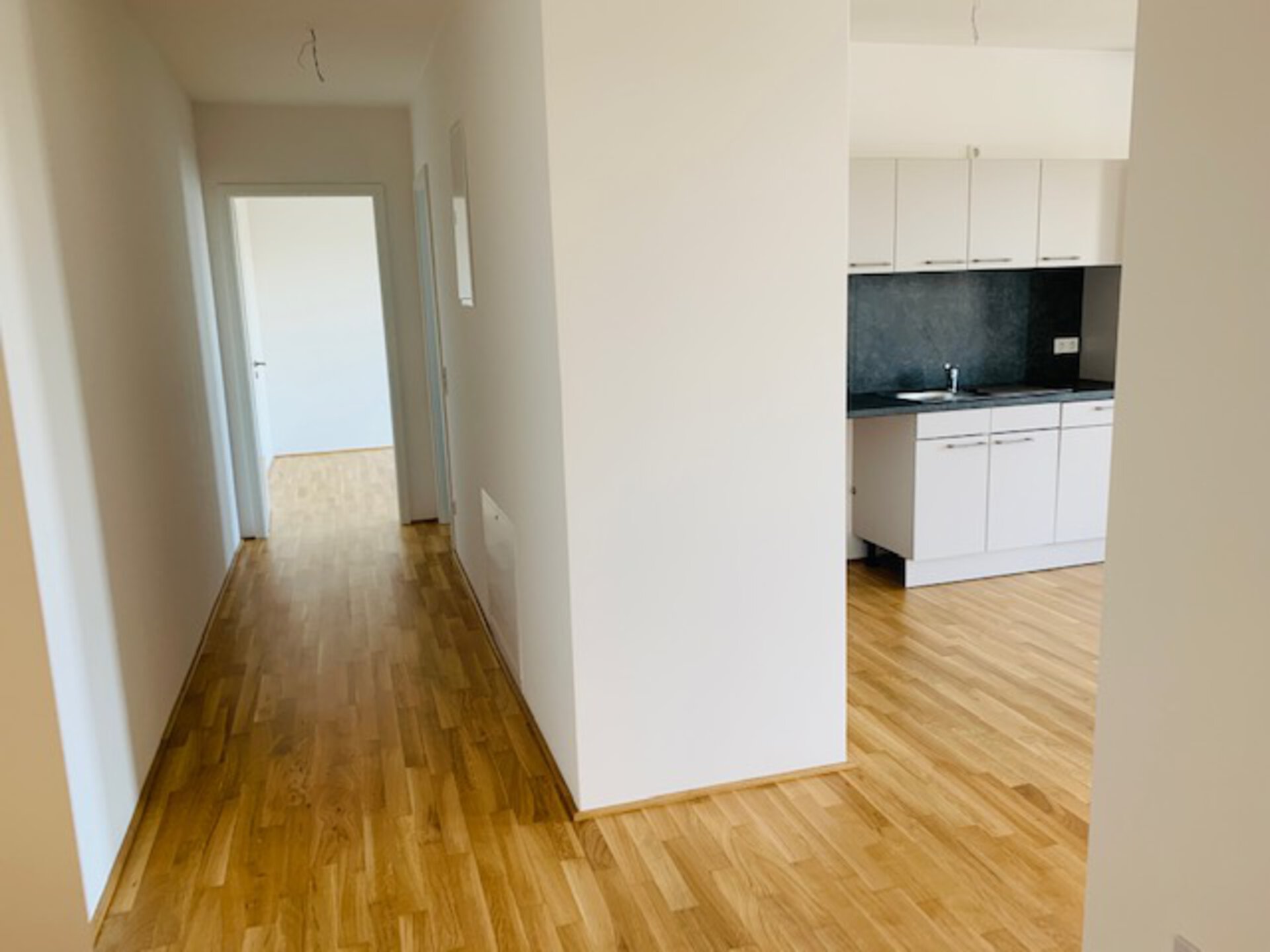 Moderne Wohnung mit Dachterrasse und Einbauküche sucht neue Mieter Bild2.jpg | © Dawonia