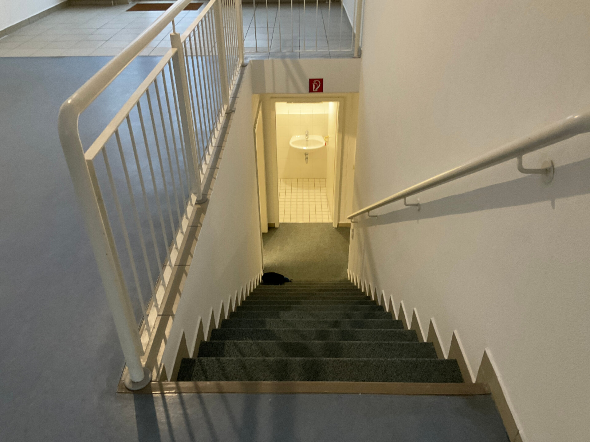 Treppenabgang zum Untergeschoss | © Dawonia