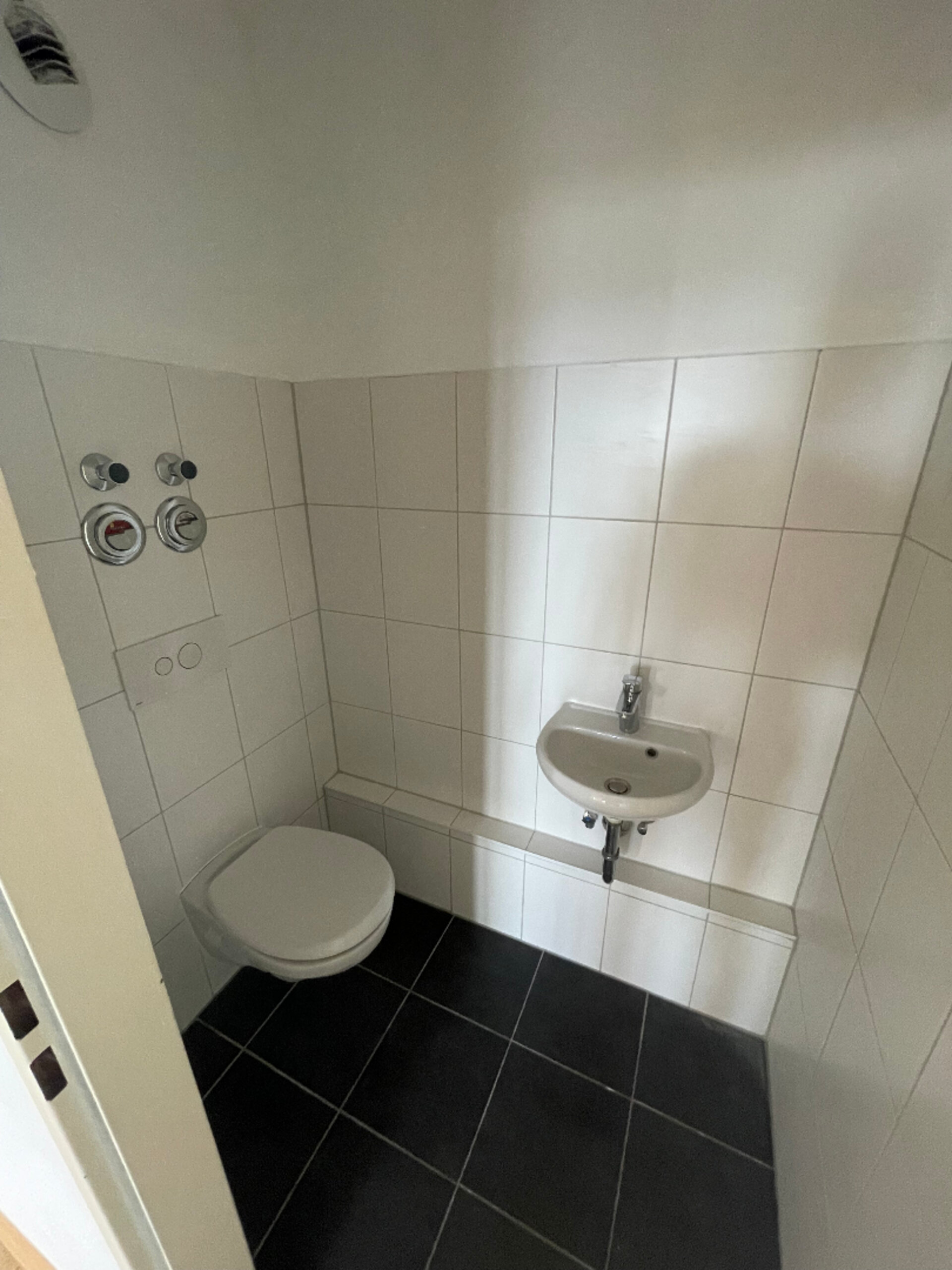 WC.jpg | © Dawonia