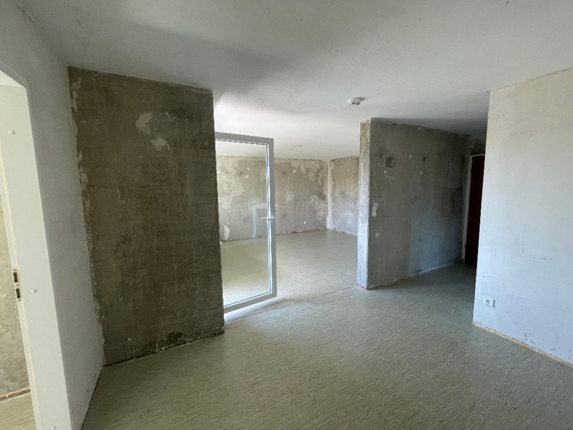 Flur/offener Essbereich | © Dawonia