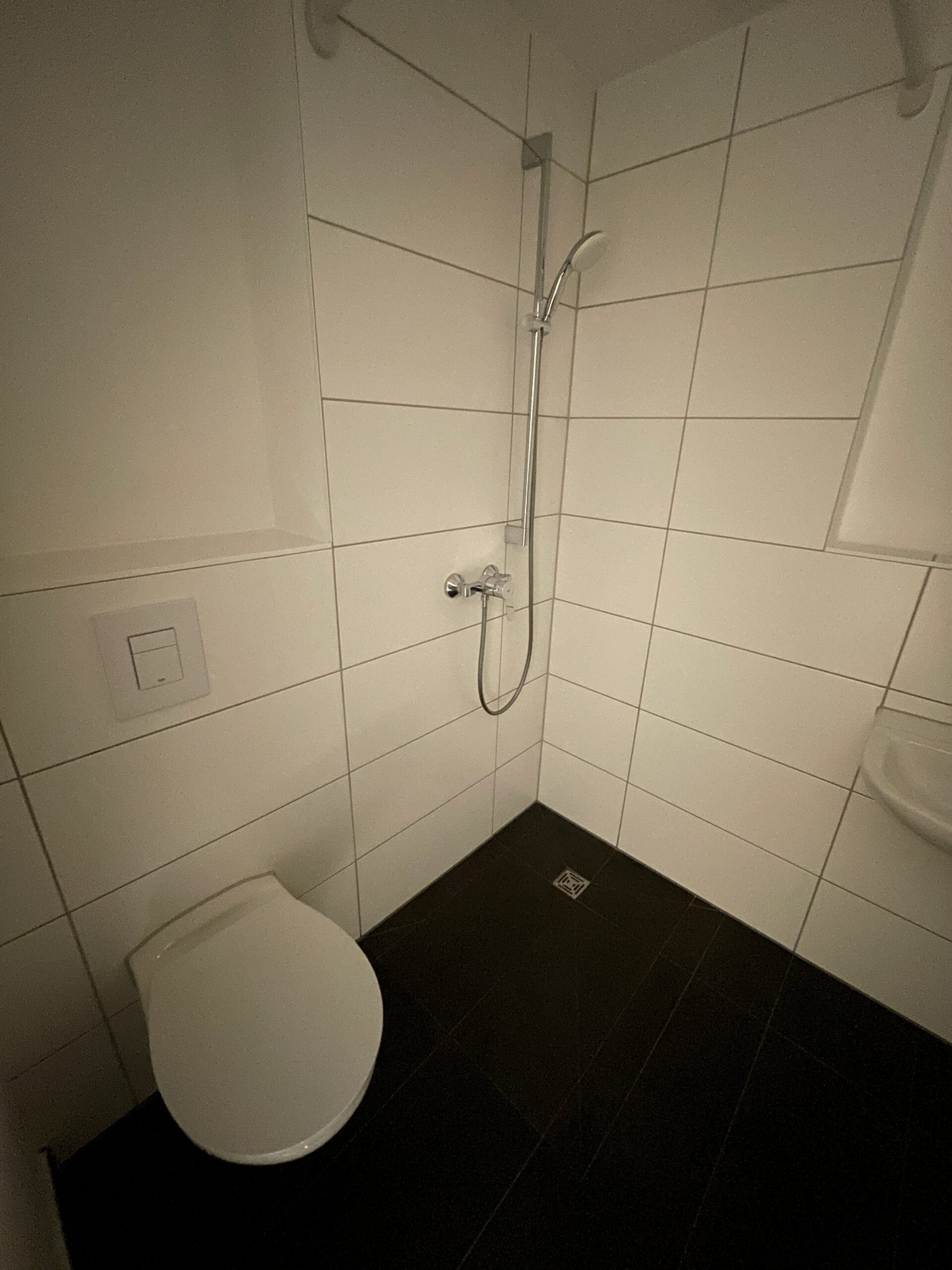 Badezimmer mit Dusche | © Dawonia
