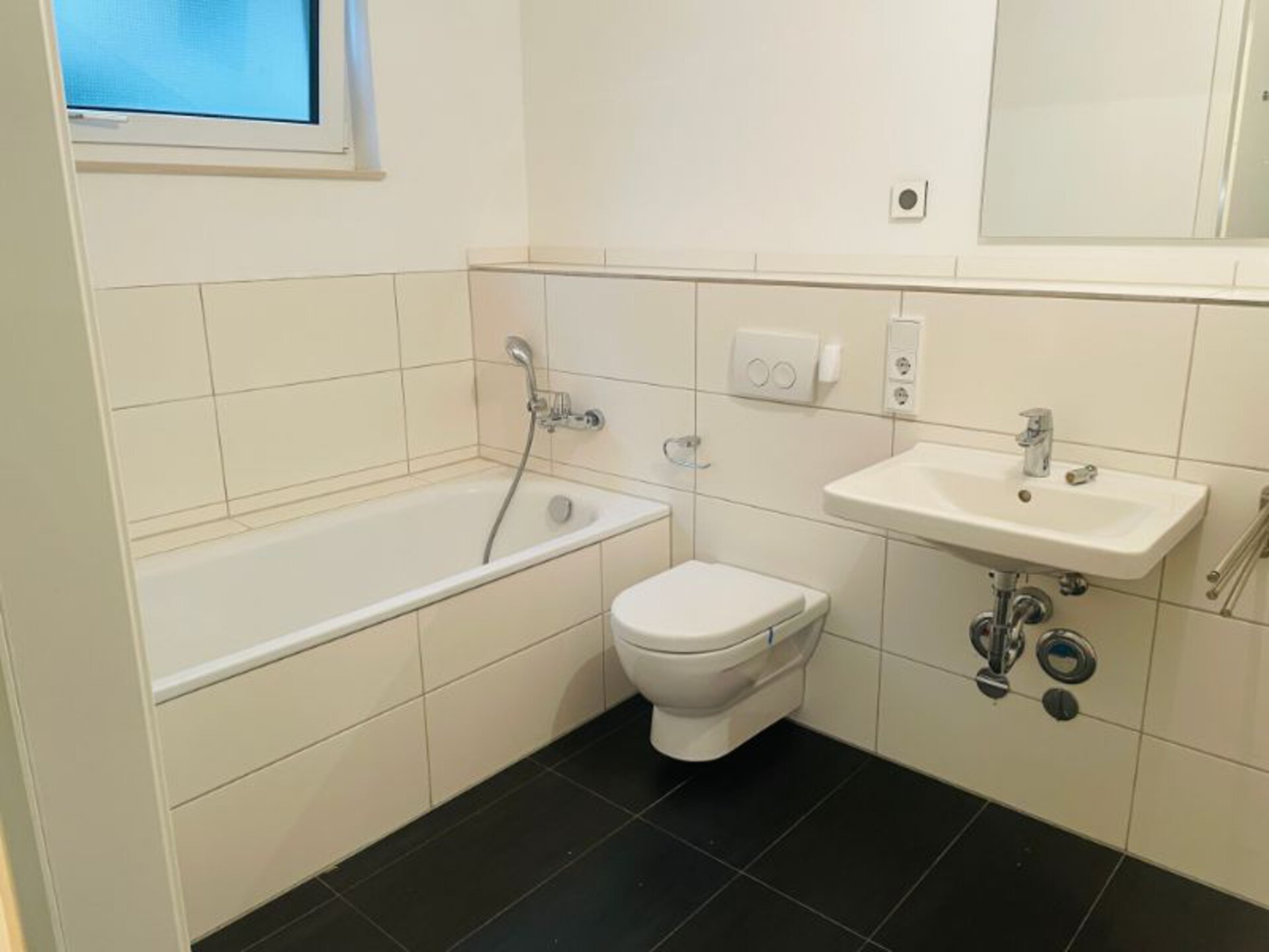 Bad mit Wanne | © Dawonia