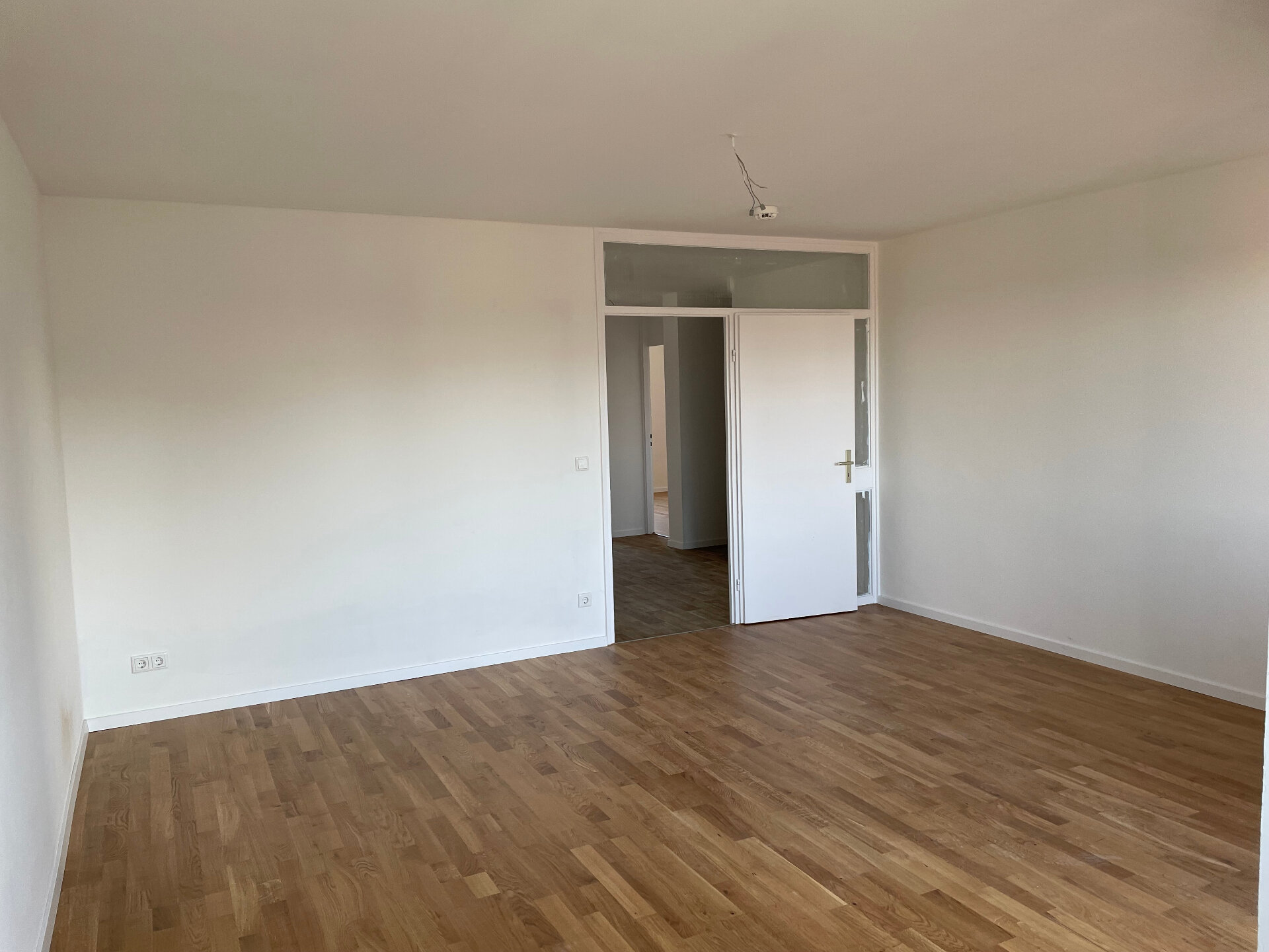 Wohnzimmer  mit Loggia (2).jpeg | © Dawonia