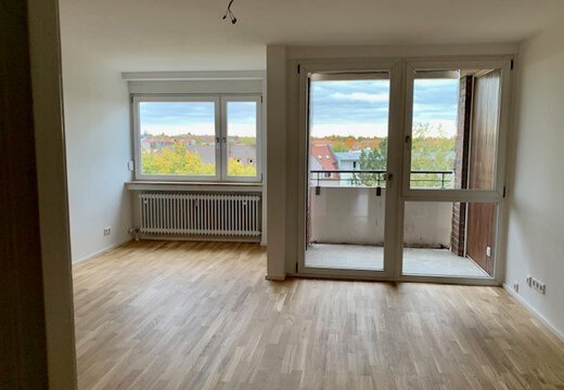 Wohnbereich mit Loggia_Durchgangszimmer (3).jpg | © Dawonia