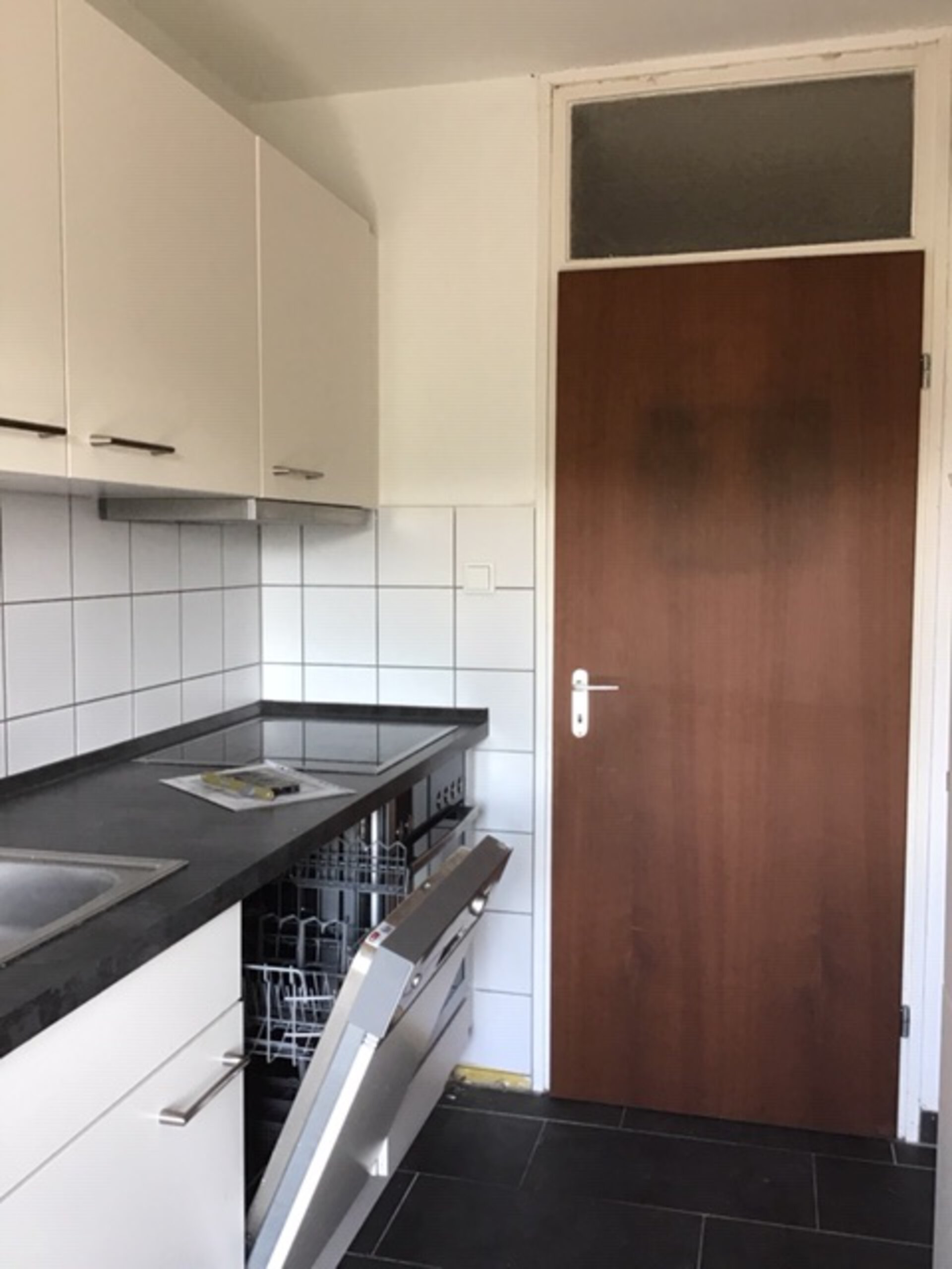 Küche mit Einbauküche (5).jpg | © Dawonia