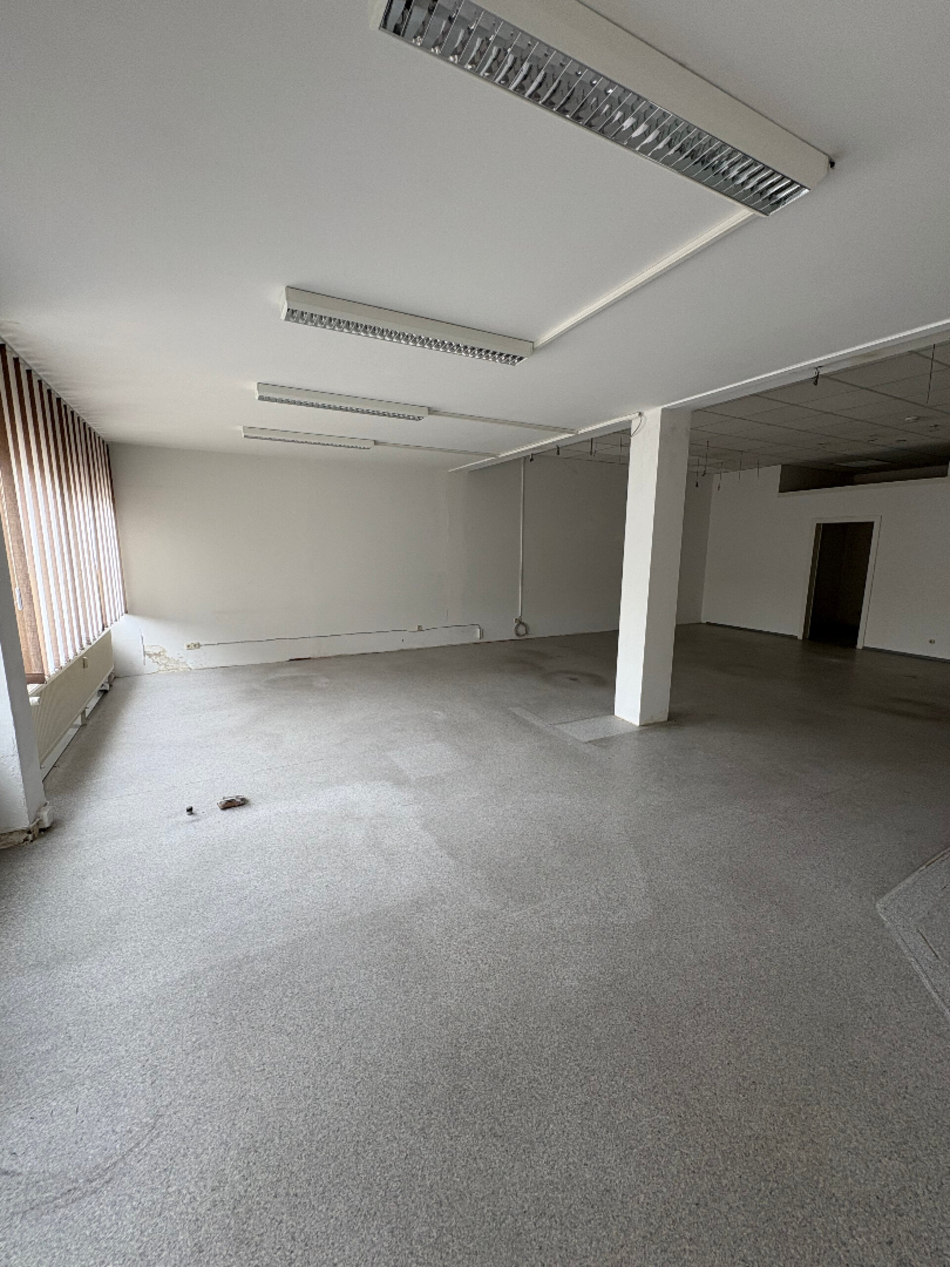 Eingangsbereich Laden.jpg | © Dawonia