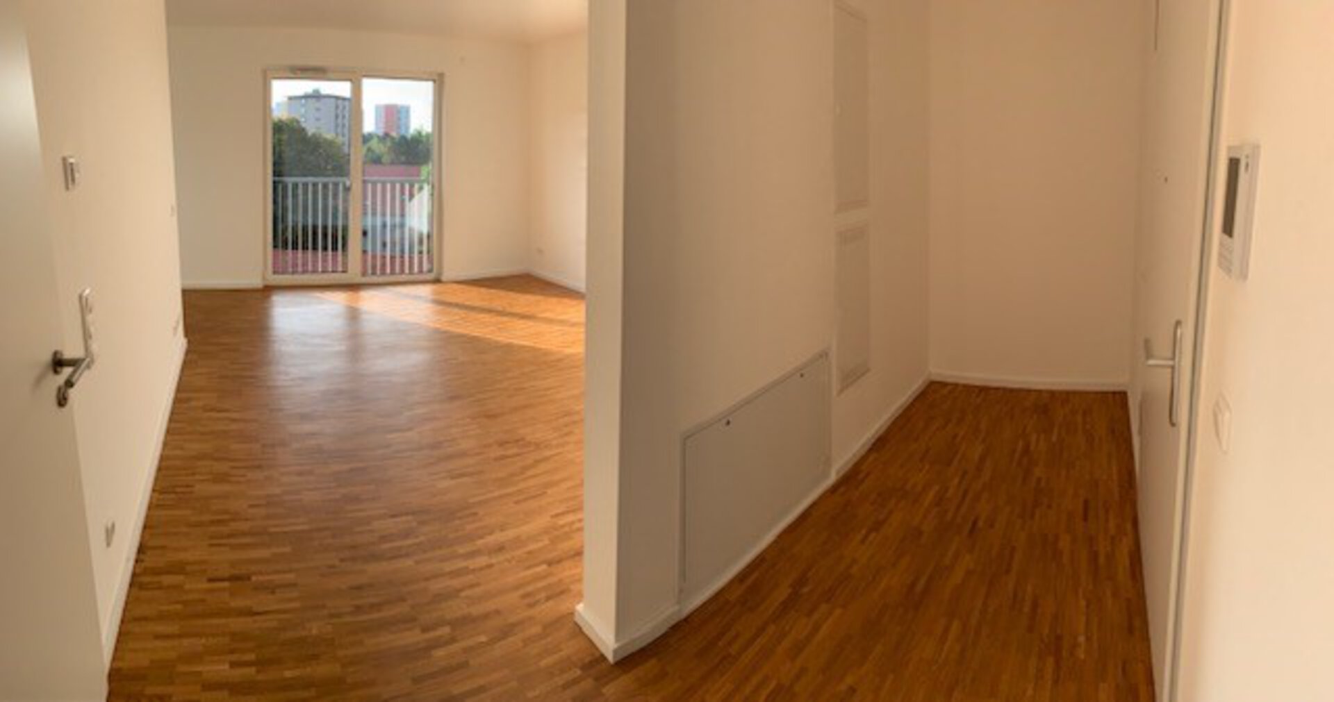 Mietwohnung in Erlangen - Beste Aussichten - Wohnung in oberster Etage mit Aufzug! - Photo 2