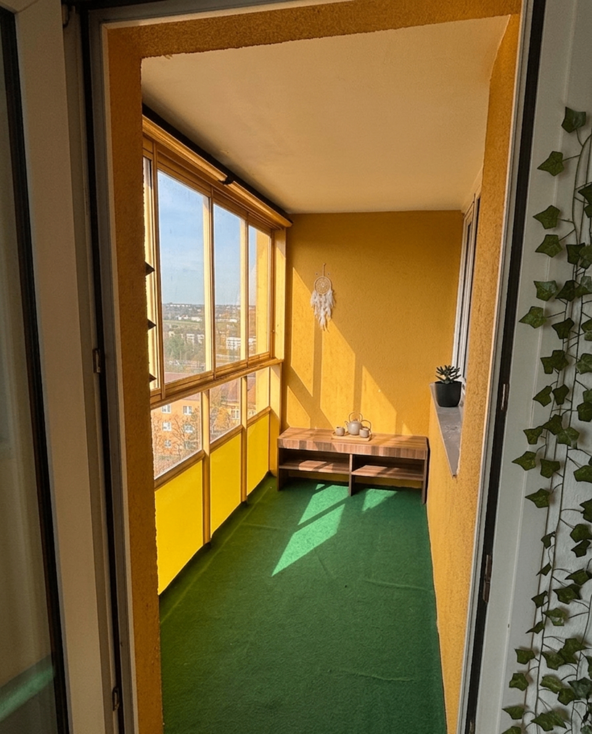 Loggia (Mieter-Mobiliar) | © Dawonia