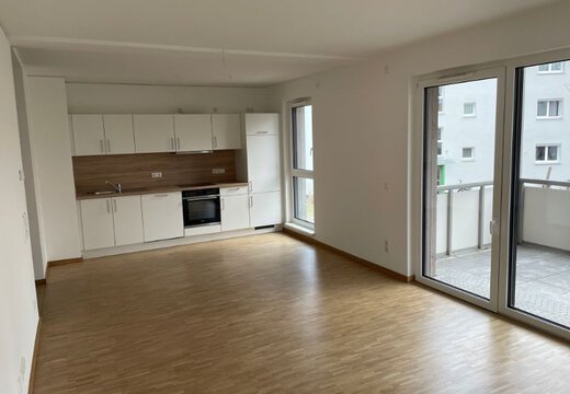 Wohnzimmer mit Küche | © Dawonia