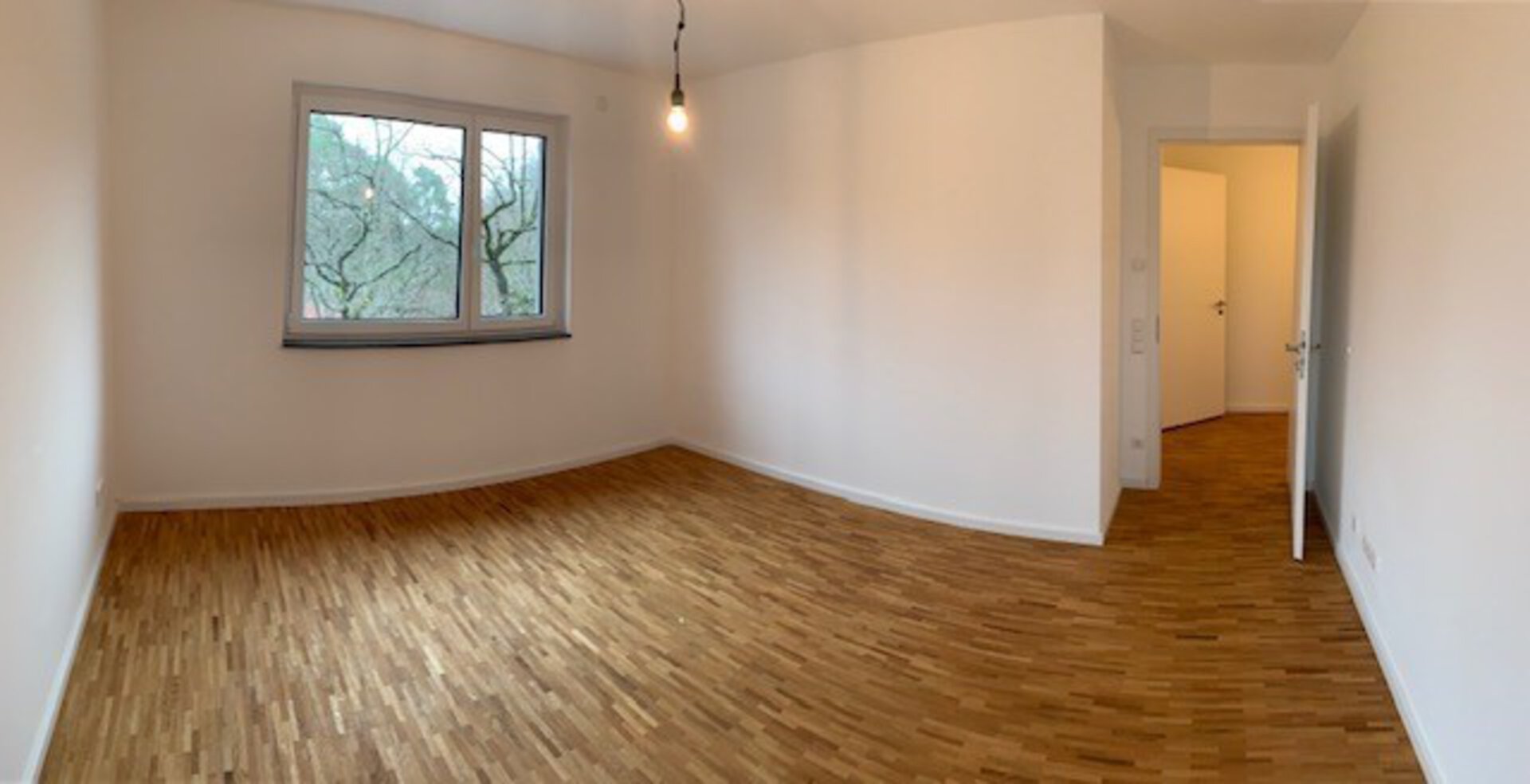Mietwohnung in Erlangen - Helle und gut geschnittene 3-Zimmer-Wohnung mit Einbauküche - Foto 1