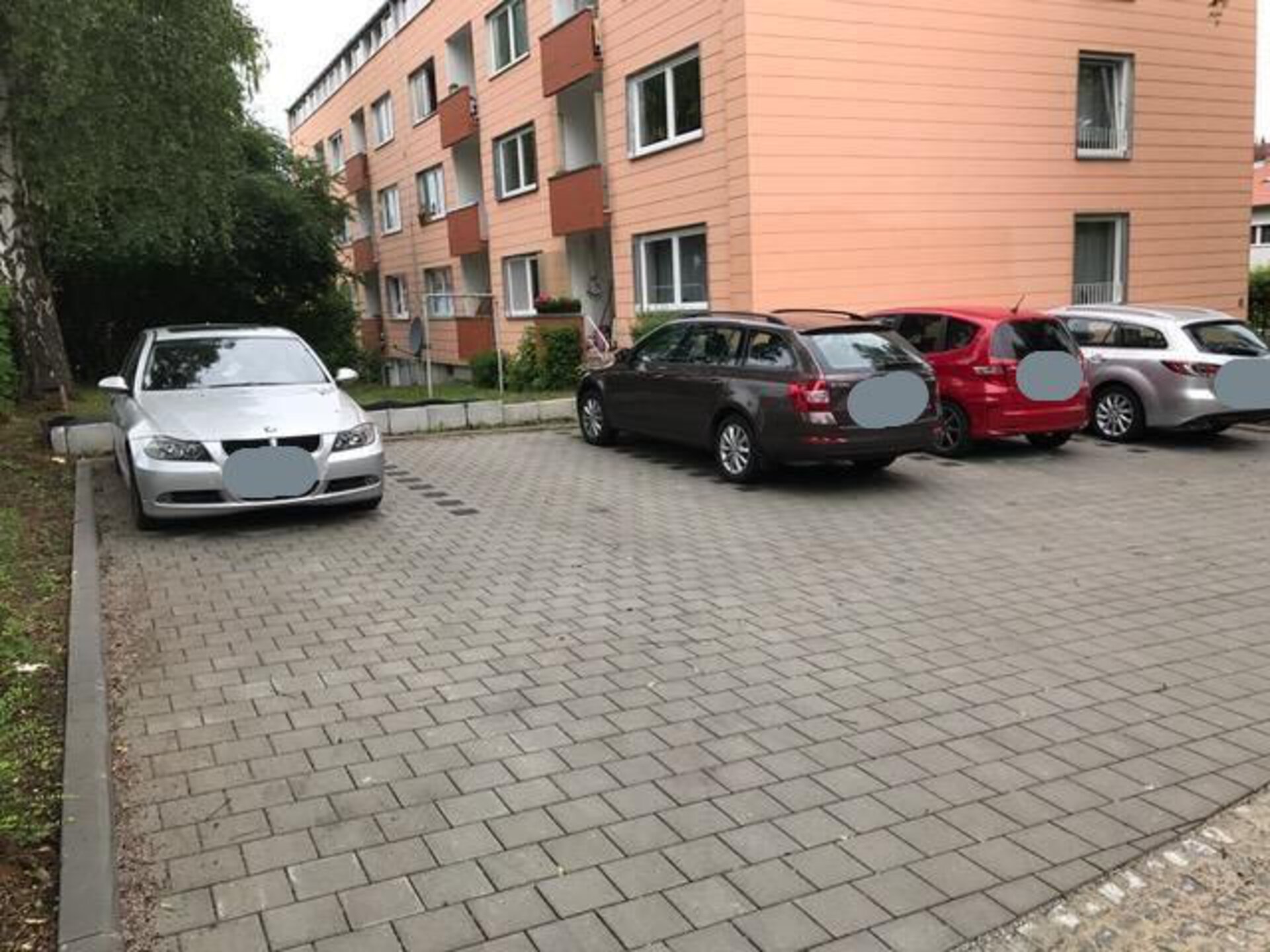 Dalienweg 2, 2a - Stellplätze 4.jpg | © Dawonia