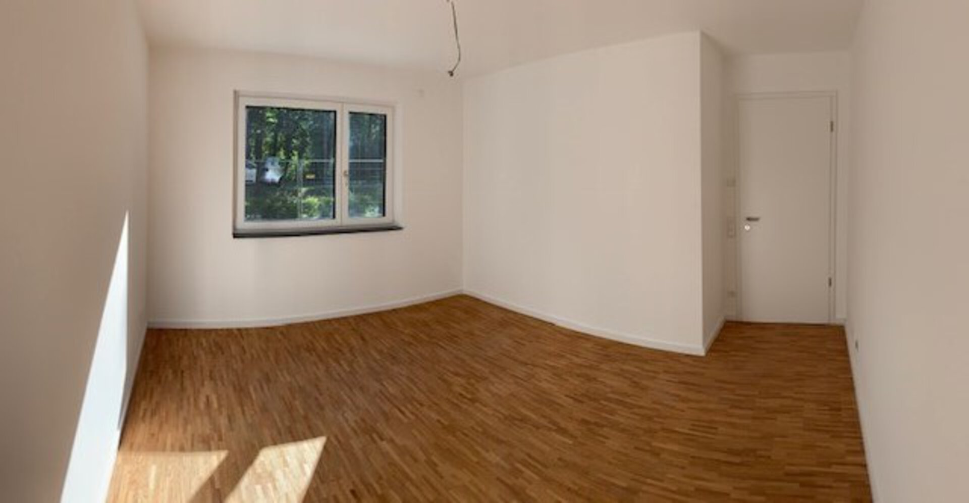 Mietwohnung in Erlangen - Wunderschöne 3-Zimmer-Wohnung mit Einbauküche - Photo 2