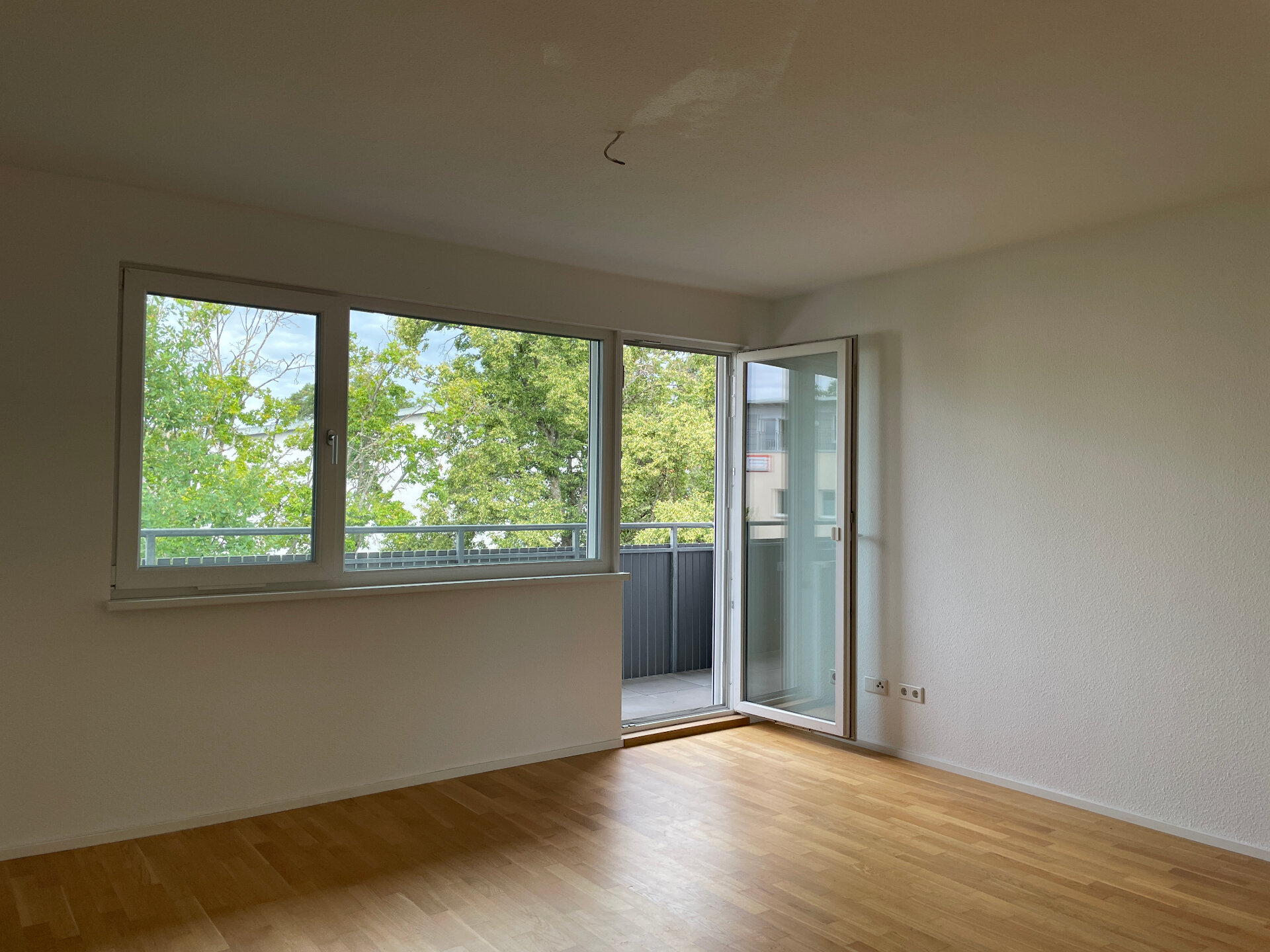 Wohnzimmer mit Loggia | © Dawonia