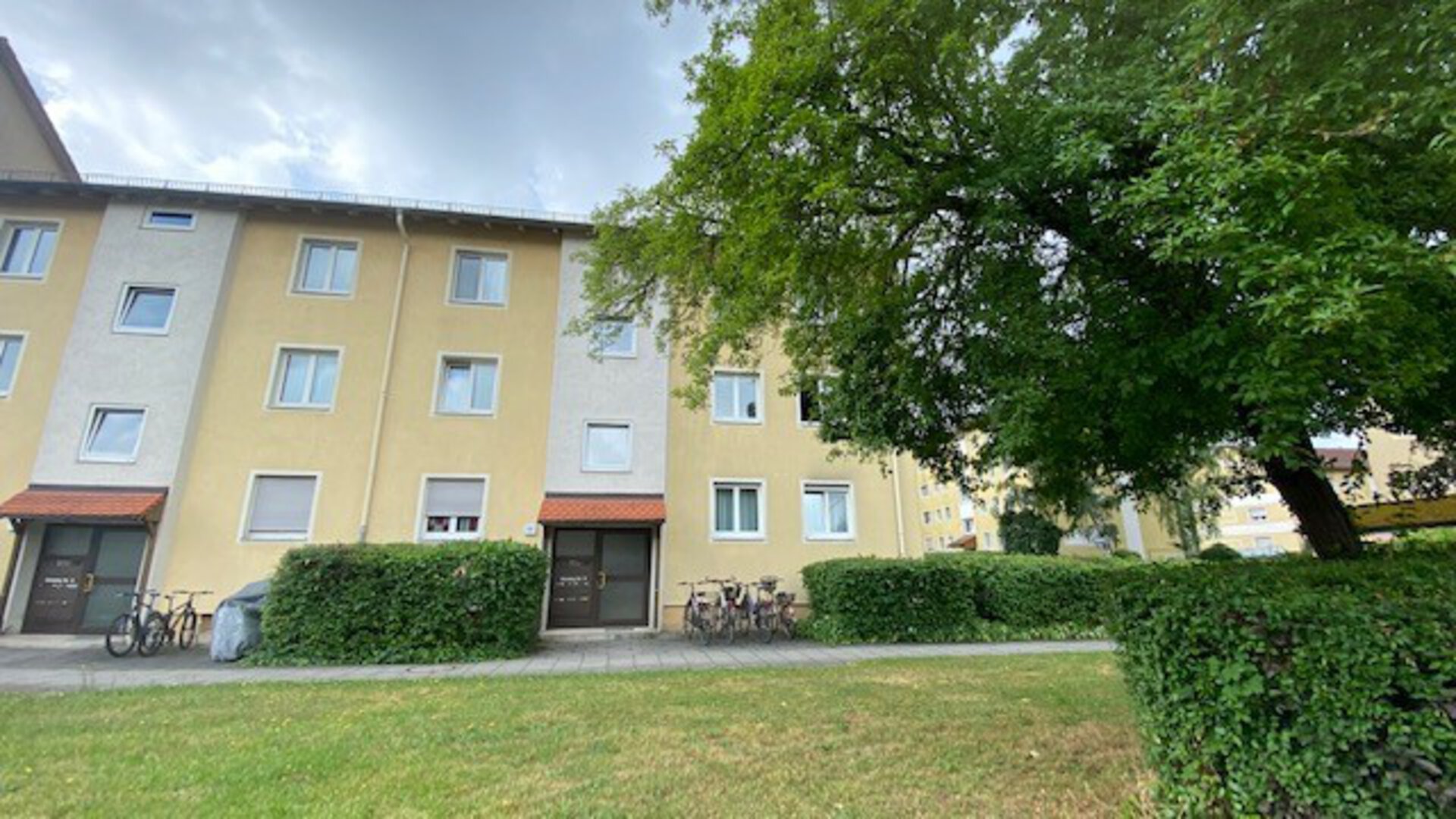 Mietwohnung in Erlangen - Gemütliche 2,5 Zimmer-Wohnung mit Kochnische und Loggia - Foto 1
