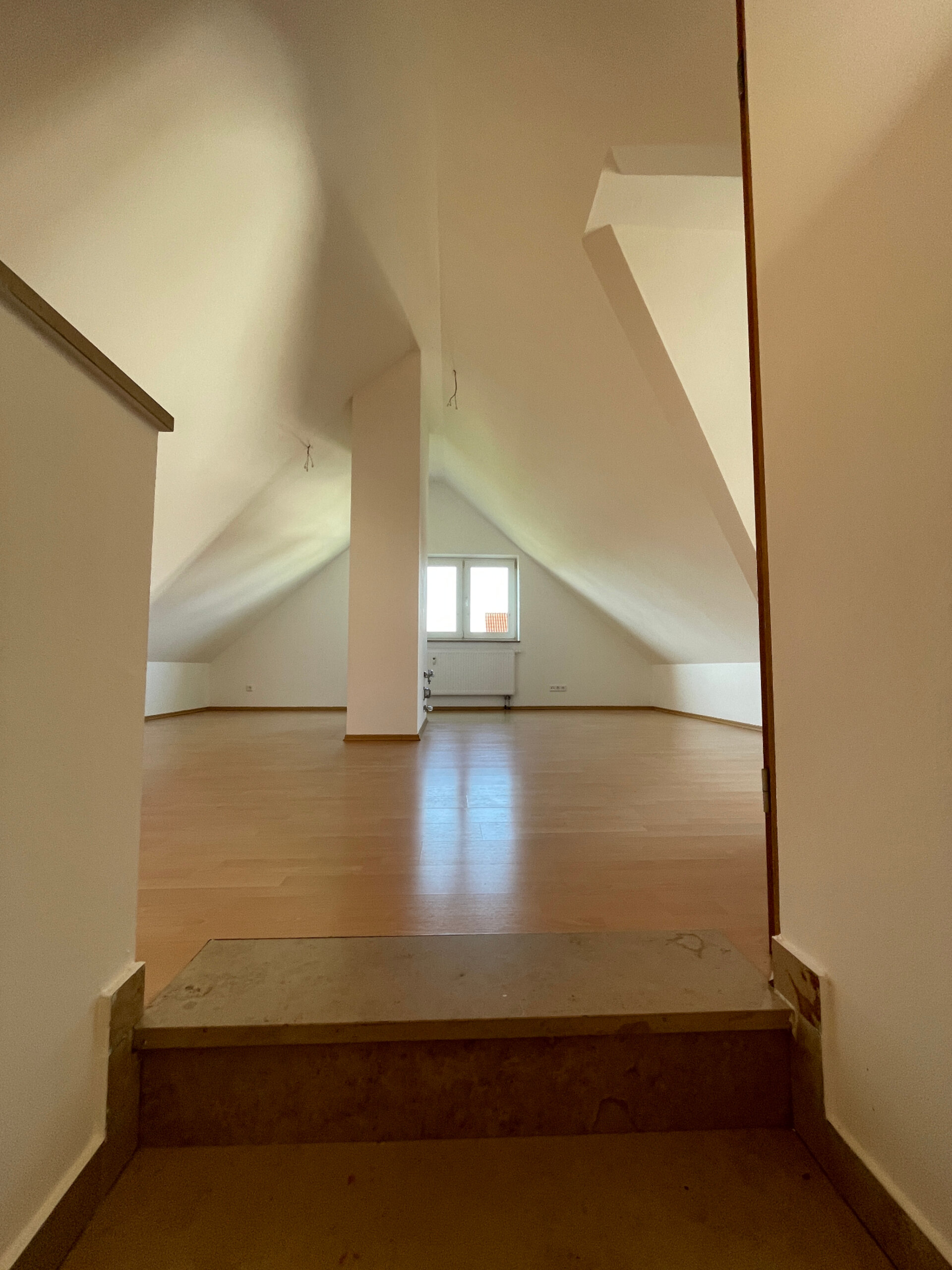 Wohnraum mit offenem Küchenbereich | © Dawonia