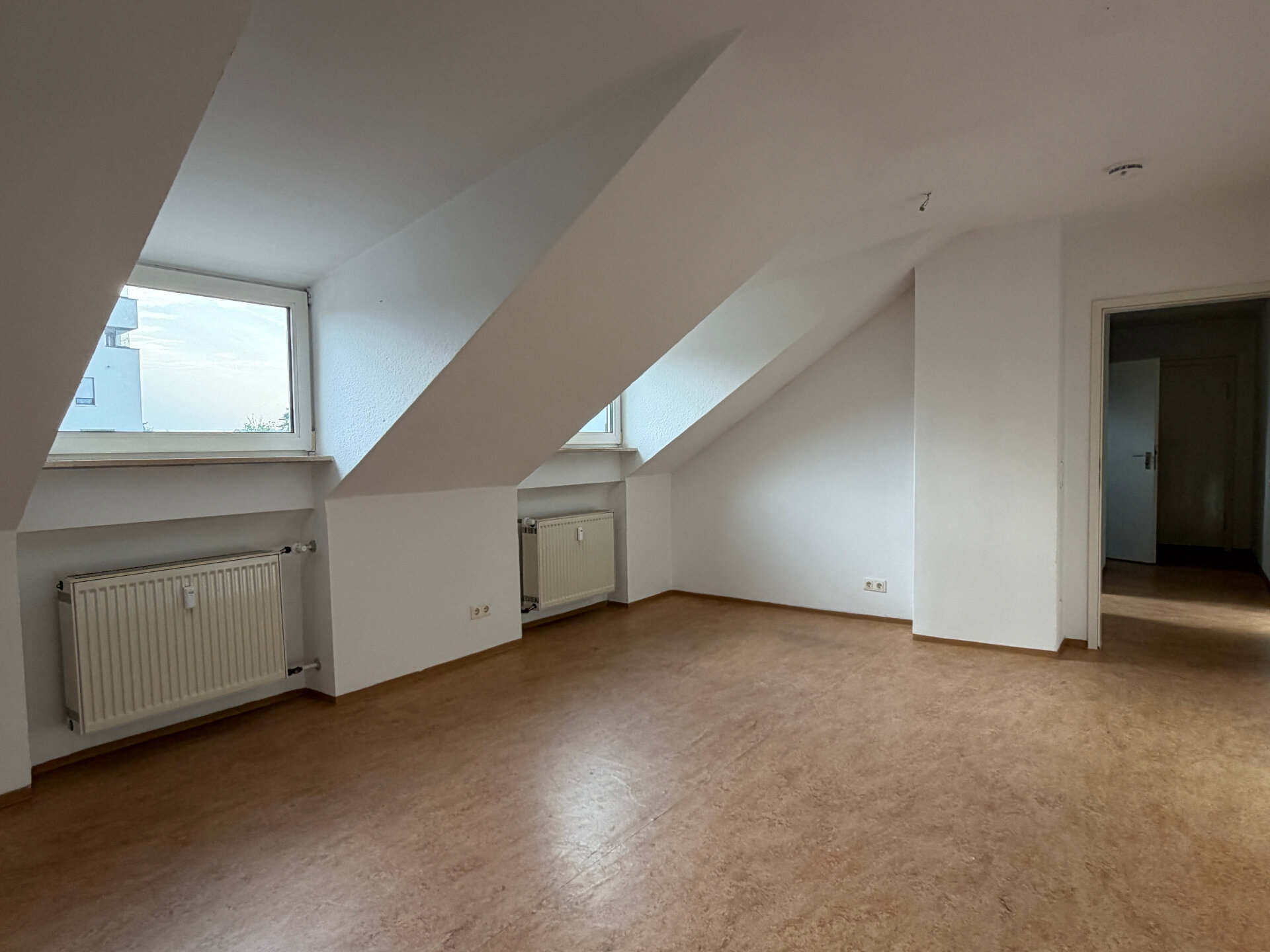 Wohn-/Schlafzimmer | © Dawonia