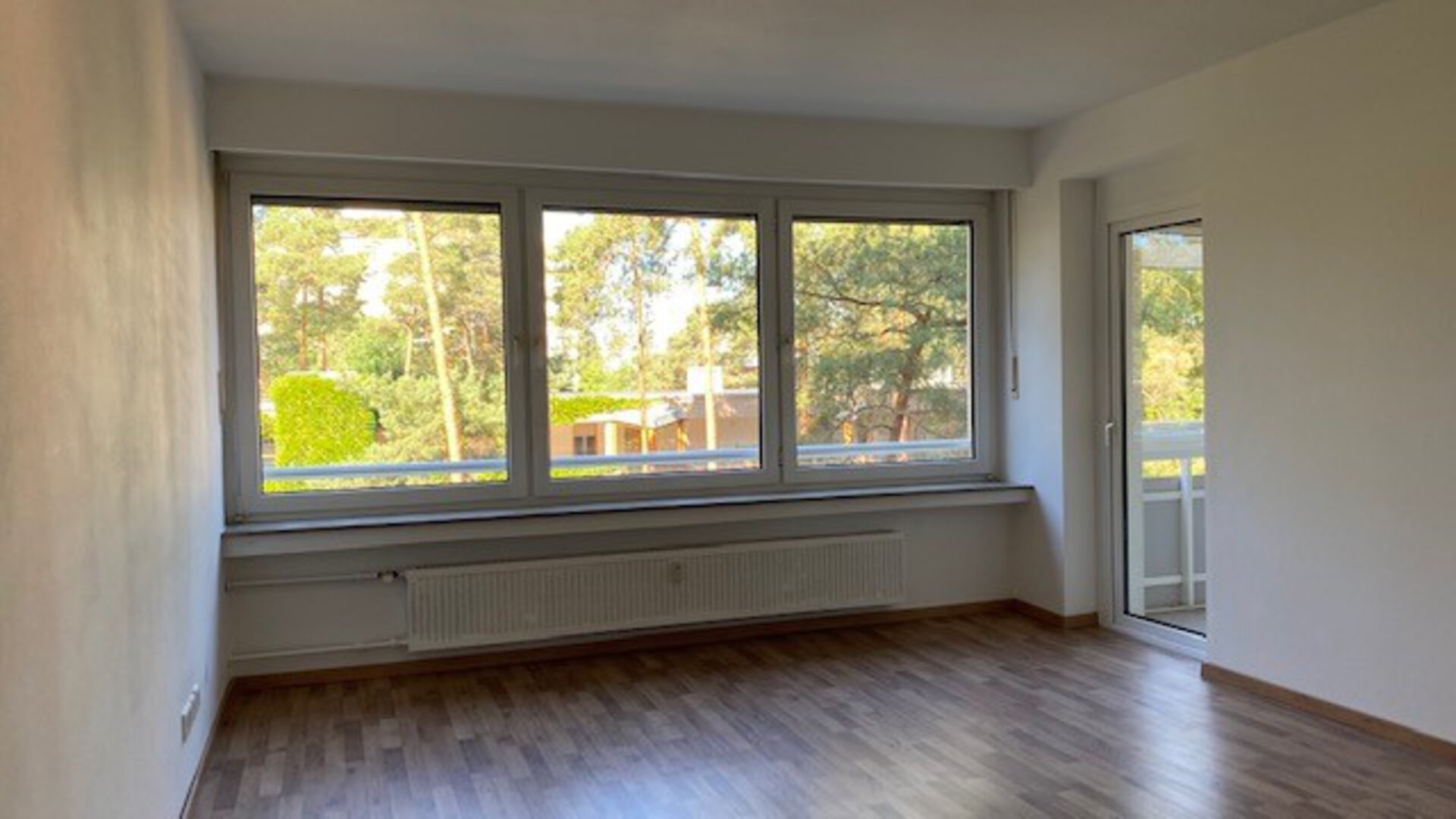 Mietwohnung in Erlangen - Gemütliche 3-Zimmer-Wohnung in ruhiger und grüner Lage - Photo 2