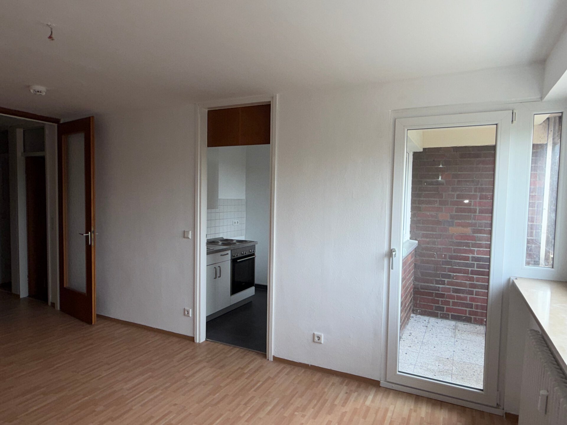 Wohnraum mit Einbauschrank (3).jpeg | © Dawonia