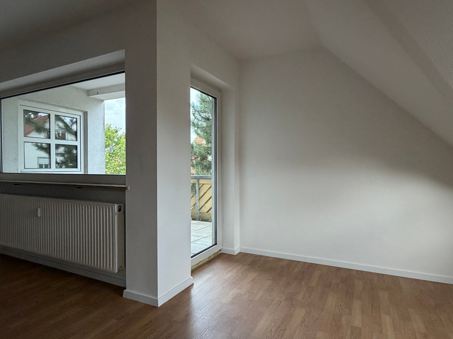 Essplatz mit Balkon | © Dawonia