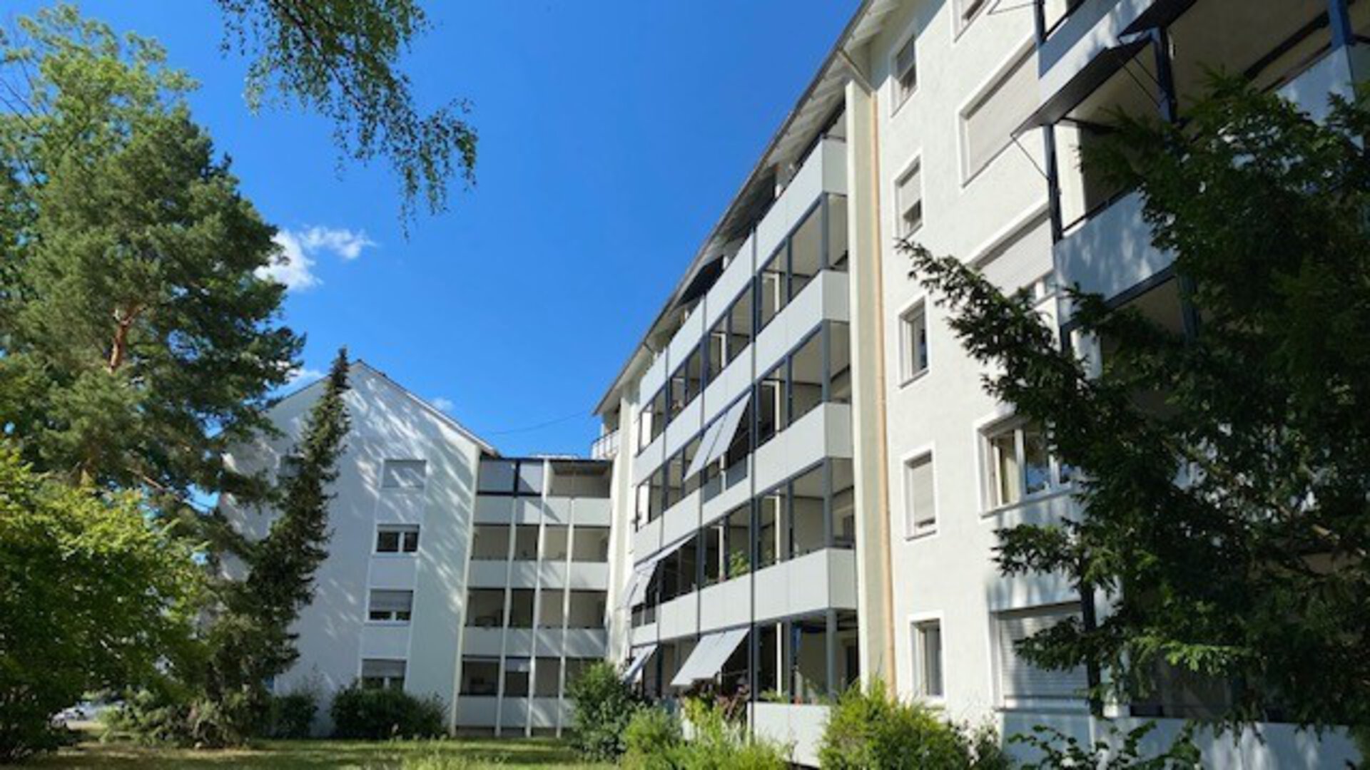 Mietwohnung in Erlangen - Attraktive 2 Zimmer-Wohnung mit Einbauküche! - Foto 3