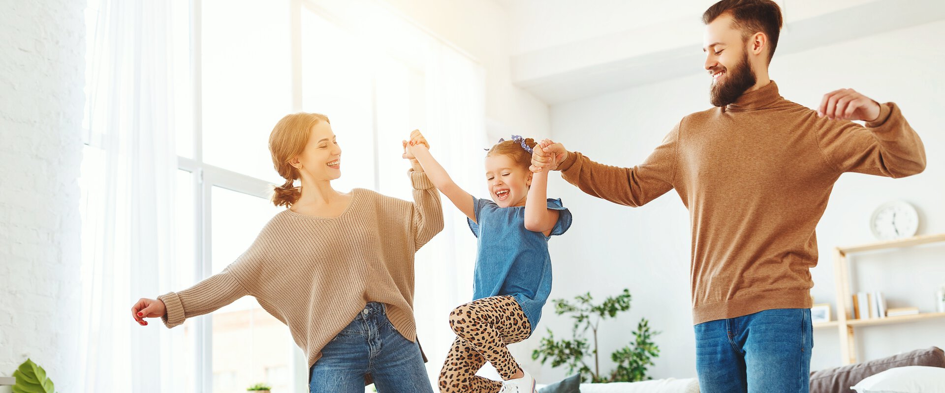 glückliche Familie Umzug